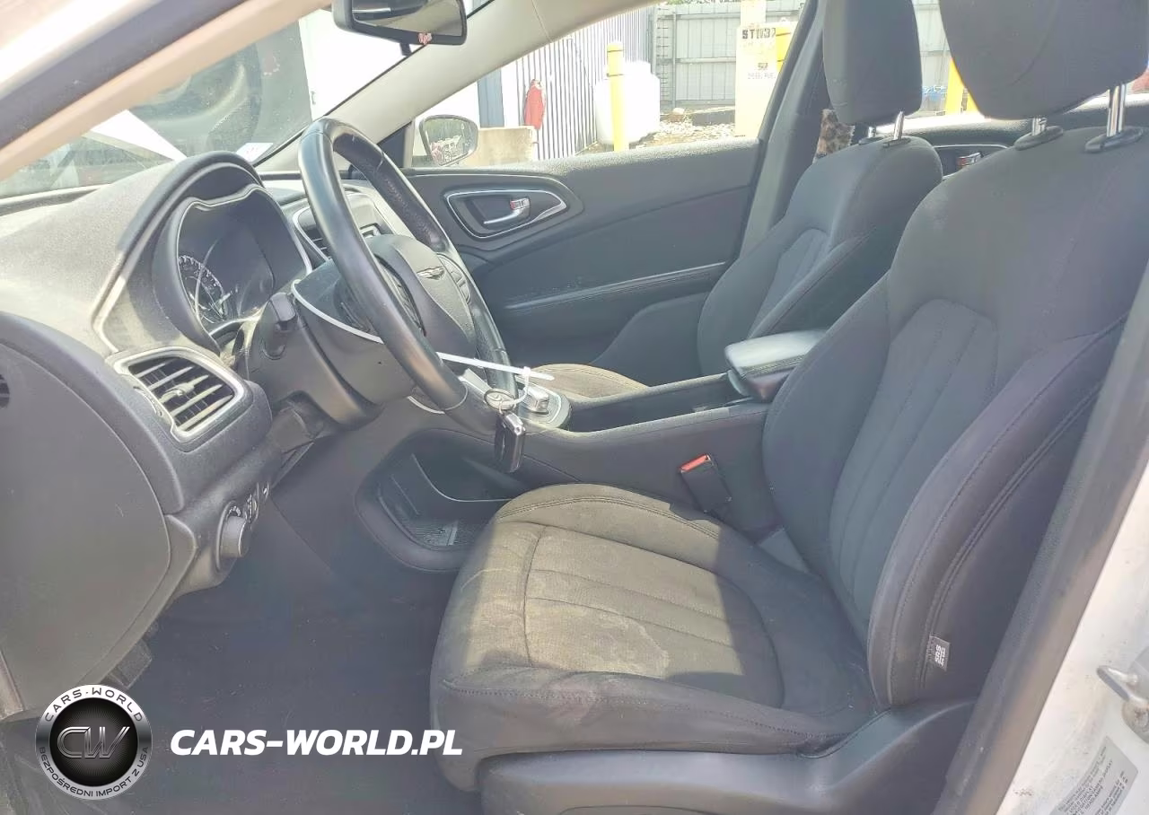 2015 Chrysler 200 Limited VIN:1C3CCCAB2FN608723 - 7