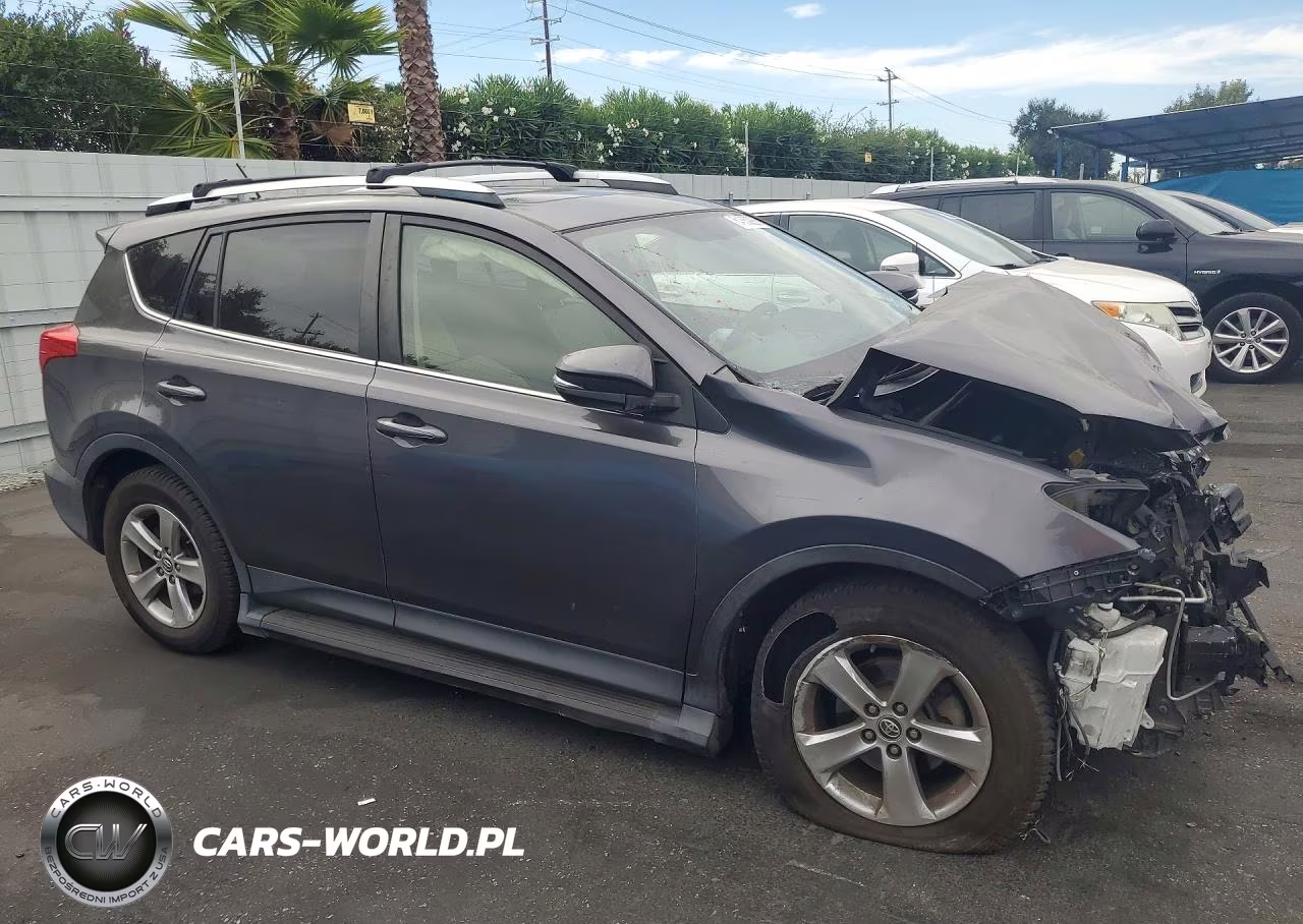 2015 Toyota Rav4 Xle VIN:JTMRFREVXFJ017468 - 4