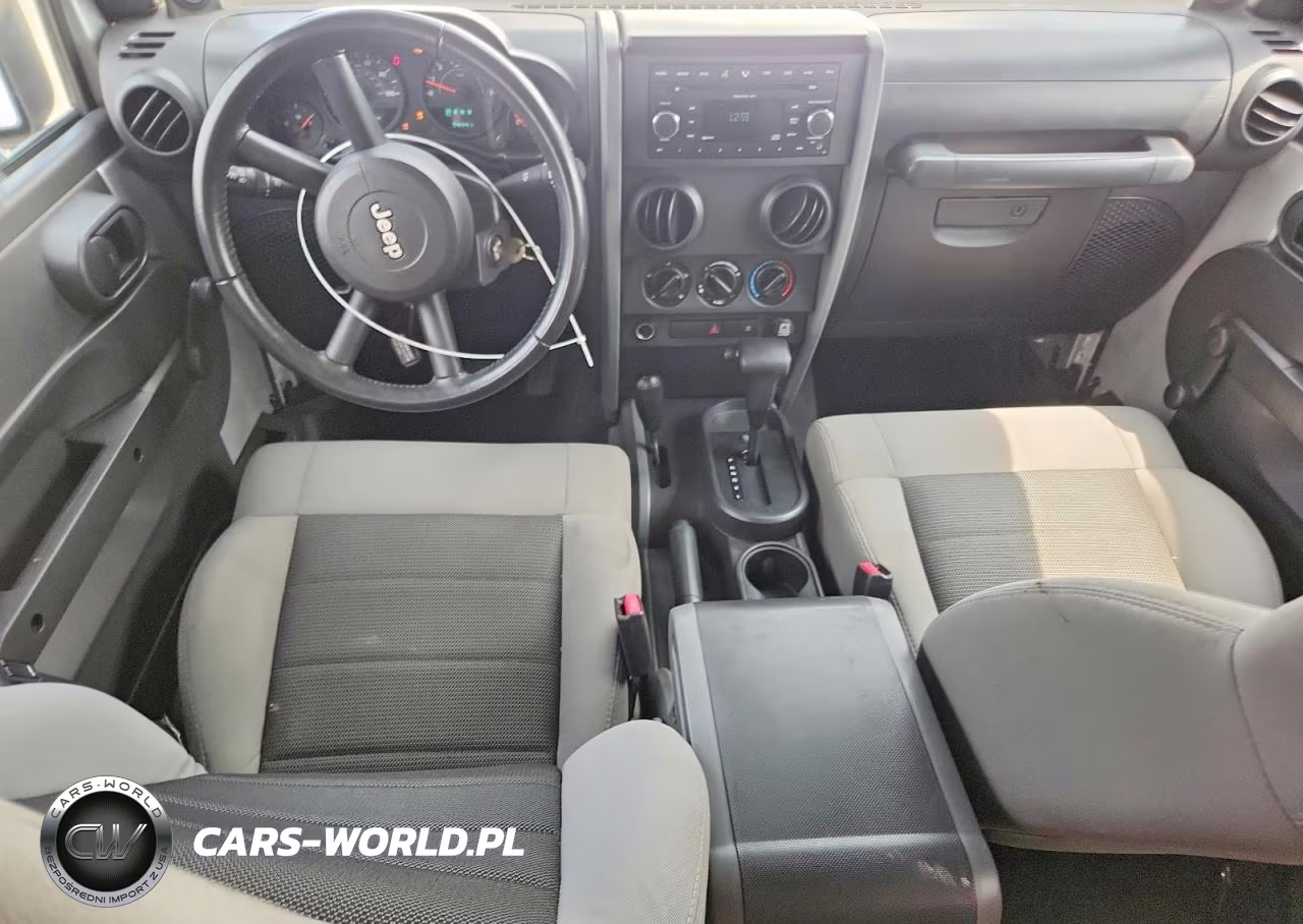 2008 Jeep Wrangler Unlimited X VIN:1J4GA391X8L545197 - 8