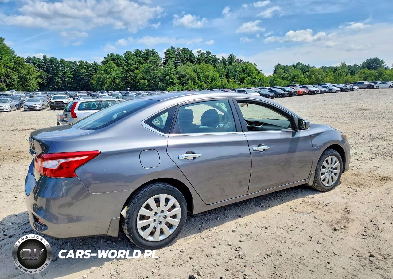 2017 Nissan Sentra VIN:3N1AB7AP4HY368558 - 3