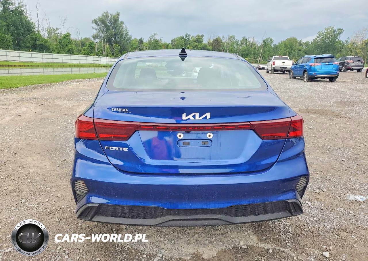 2023 Kia Forte Lxs VIN:3KPF24AD8PE585960 - 6