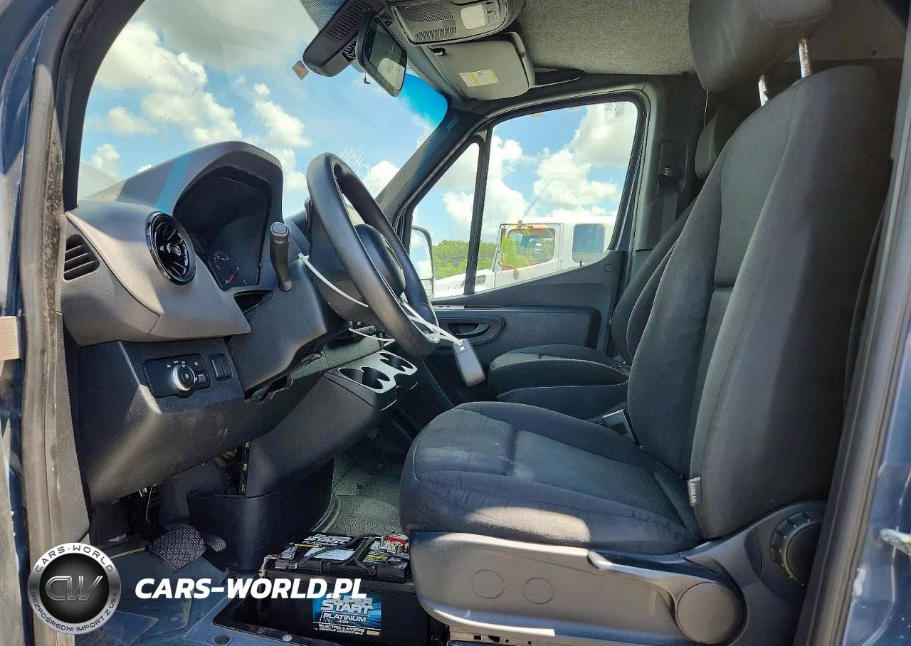 2019 Mercedes-Benz Sprinter 2500-3500 Delivery Van VIN:WD4PF1CD8KP134269 - 7