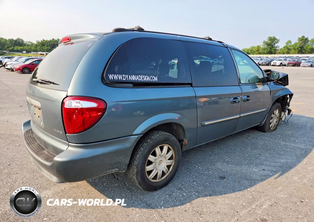 2006 Chrysler Town & Country Touring VIN:2A4GP54L76R647550 - 3
