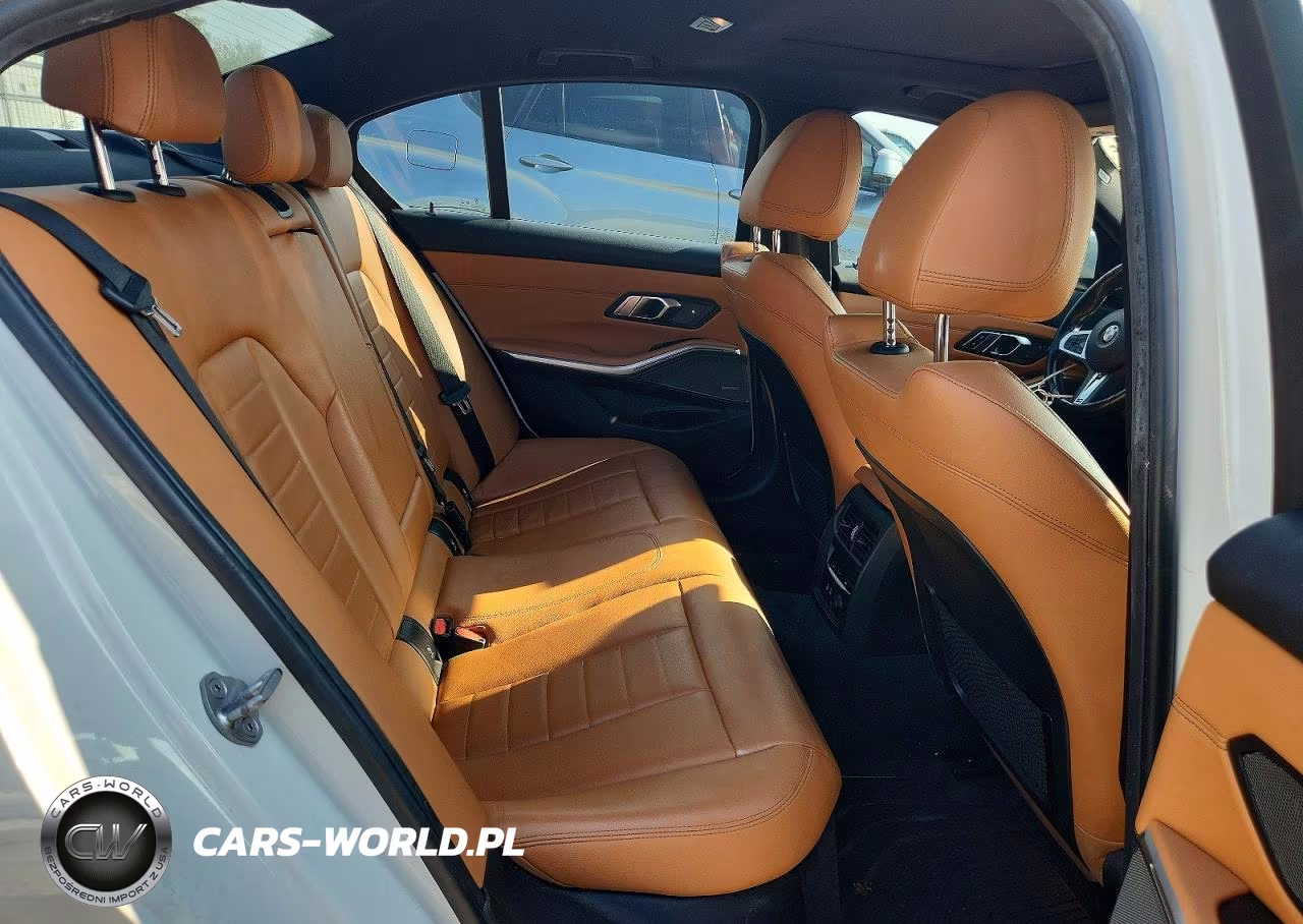 2019 BMW 330Xi VIN:WBA5R7C52KFH20573 - 10