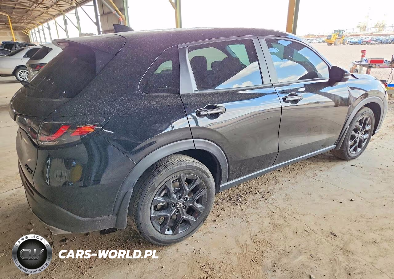 2025 Honda Hr-V Sport VIN:3CZRZ2H58SM727762 - 3