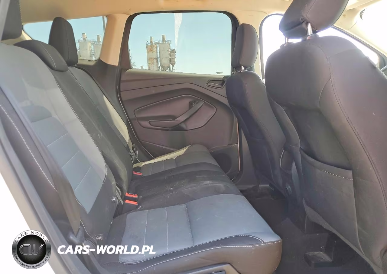 2018 Ford Escape S VIN:1FMCU0F77JUB27811 - 11