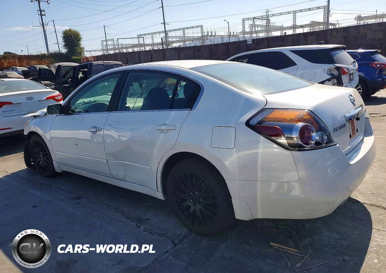 2012 Nissan Altima 2.5 VIN:1N4AL2AP7CN537609 - 2