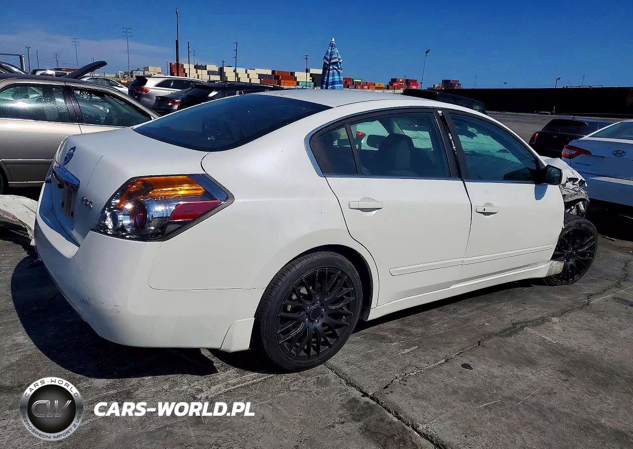 2012 Nissan Altima 2.5 VIN:1N4AL2AP7CN537609 - 3