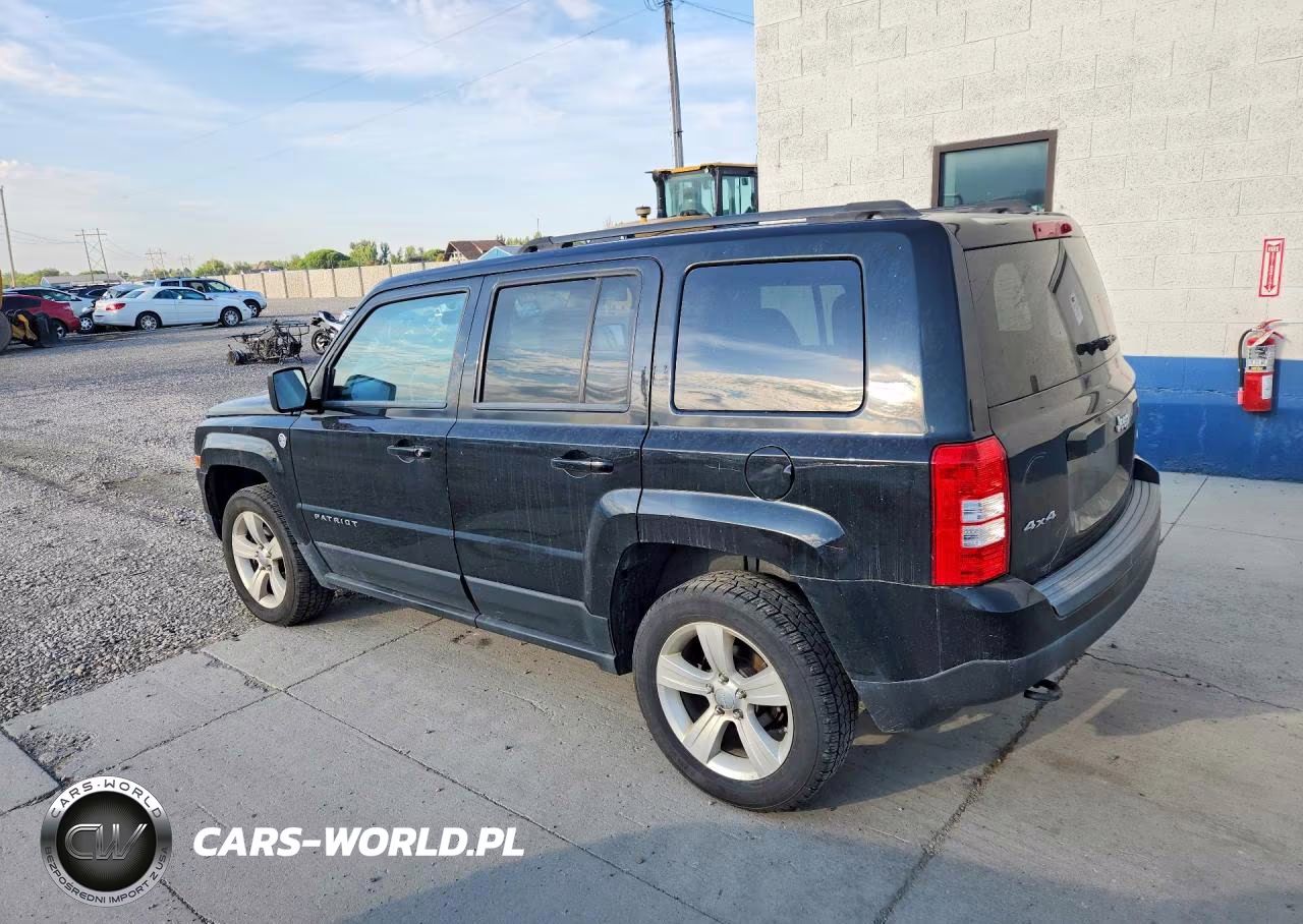 2012 Jeep Patriot Latitude VIN:1C4NJRFB8CD683272 - 2