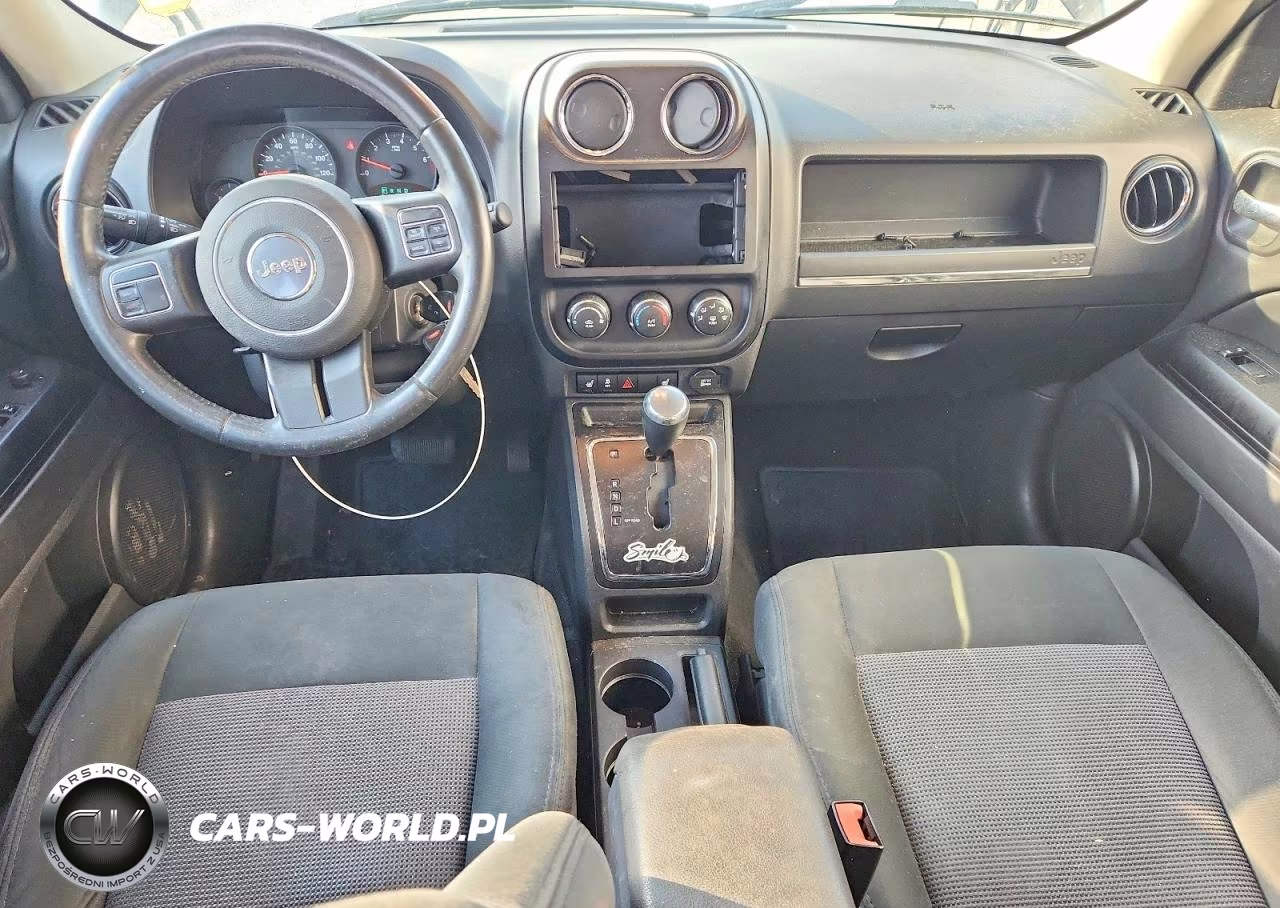 2012 Jeep Patriot Latitude VIN:1C4NJRFB8CD683272 - 8
