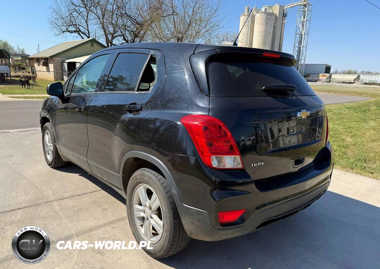 2020 Chevrolet Trax Ls VIN:KL7CJKSBXLB085648 - 3
