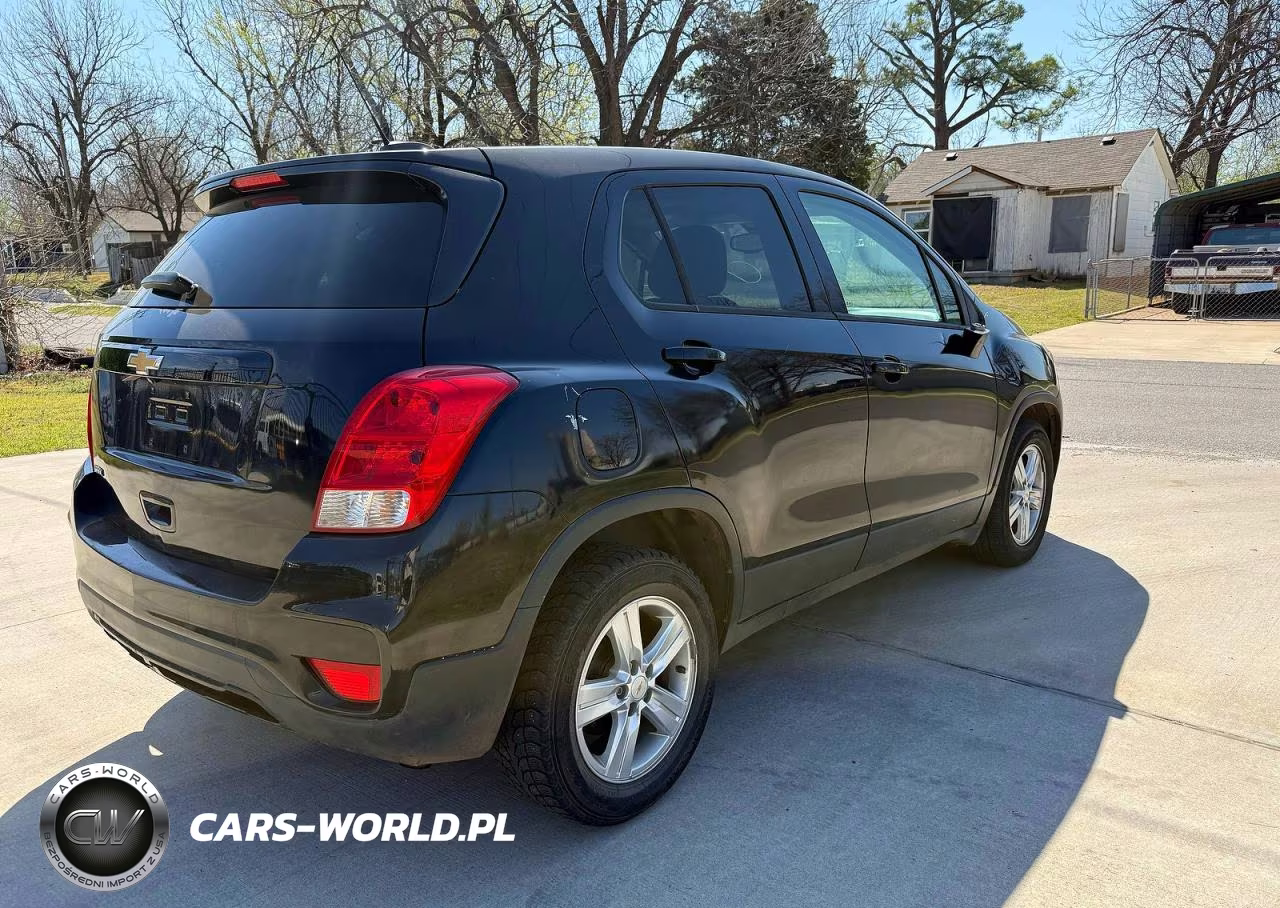 2020 Chevrolet Trax Ls VIN:KL7CJKSBXLB085648 - 4