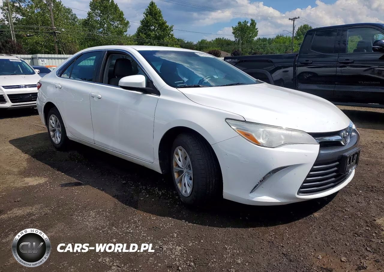 2015 Toyota Camry Le VIN:4T4BF1FK7FR514498 - 4