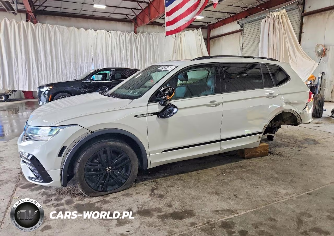 2022 Volkswagen Tiguan Se R-Line Black – zdjęcie 1 z 13