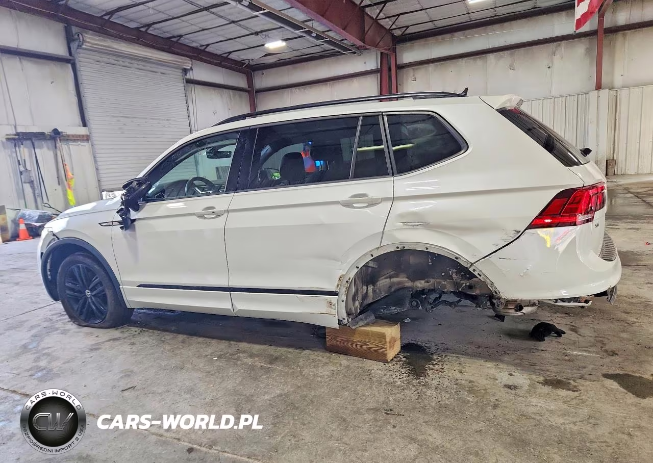 2022 Volkswagen Tiguan Se R-Line Black VIN:3VV8B7AX2NM095698 - 2