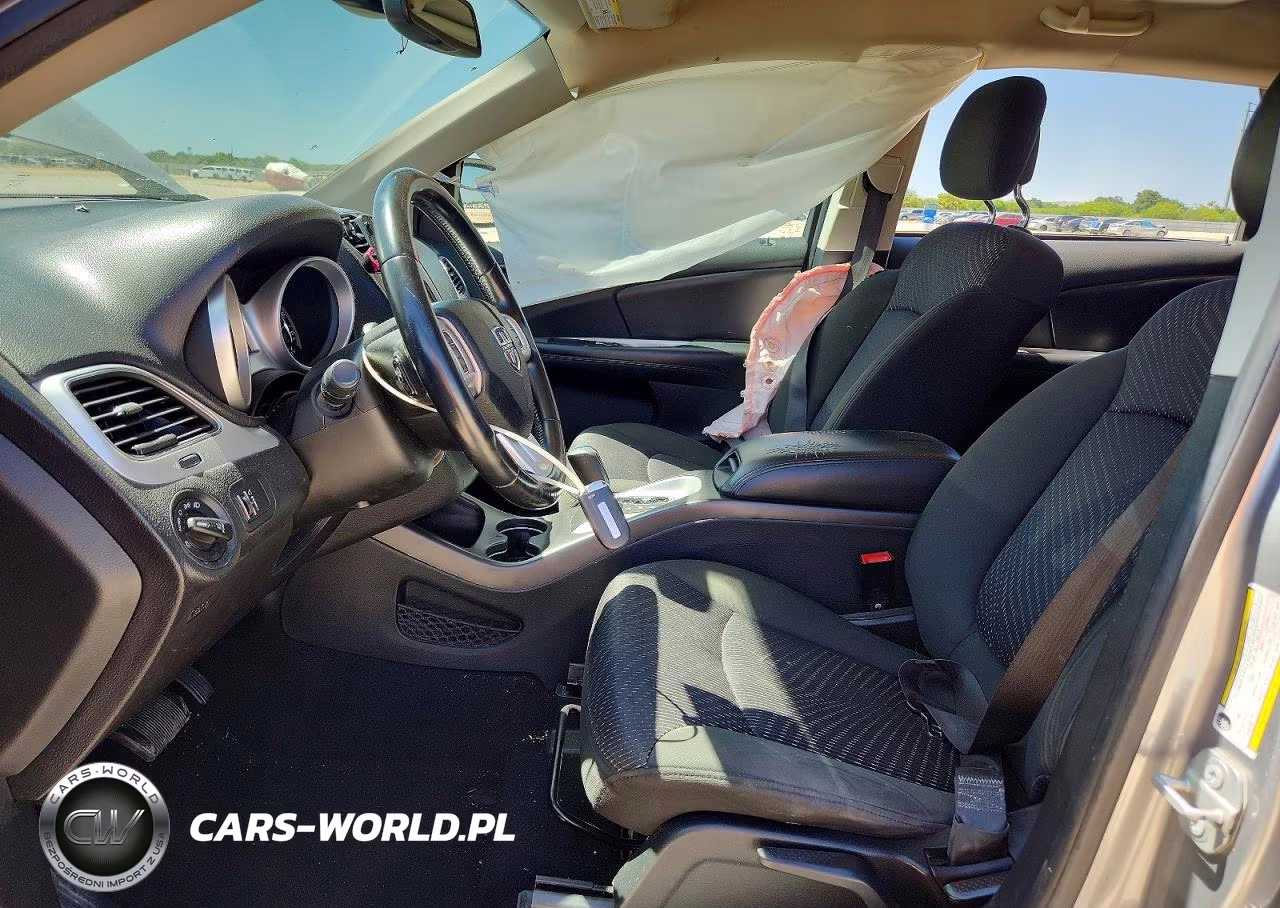 2019 Dodge Journey Se VIN:3C4PDCBB6KT779056 - 7