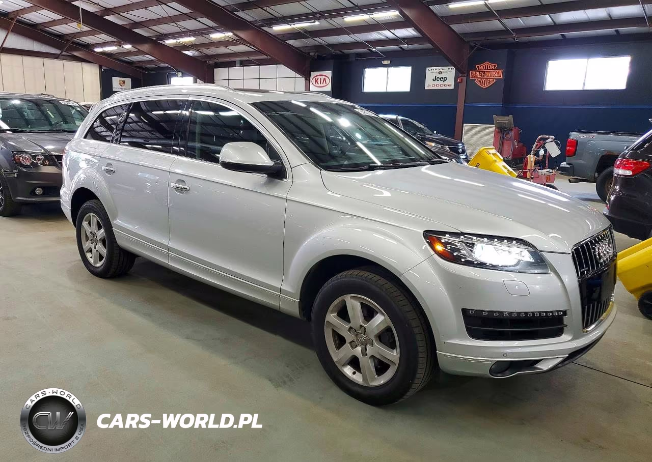 2015 Audi Q7 Premium Plus VIN:WA1LGAFE3FD000913 - 4