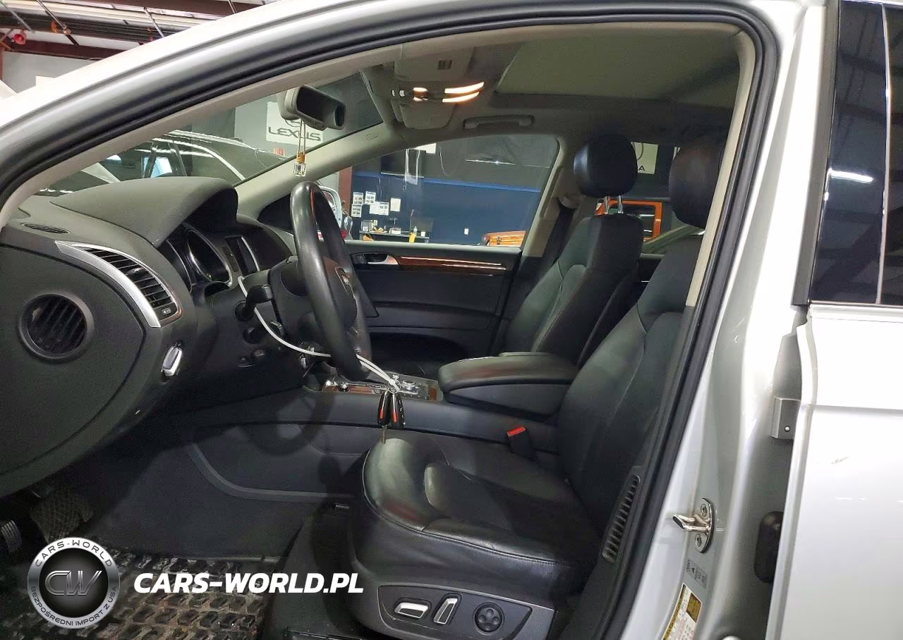 2015 Audi Q7 Premium Plus VIN:WA1LGAFE3FD000913 - 7