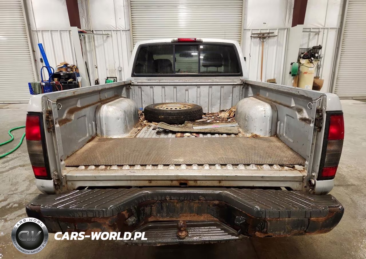 2002 Nissan Frontier Standard VIN:1N6DD26S02C380613 - 6