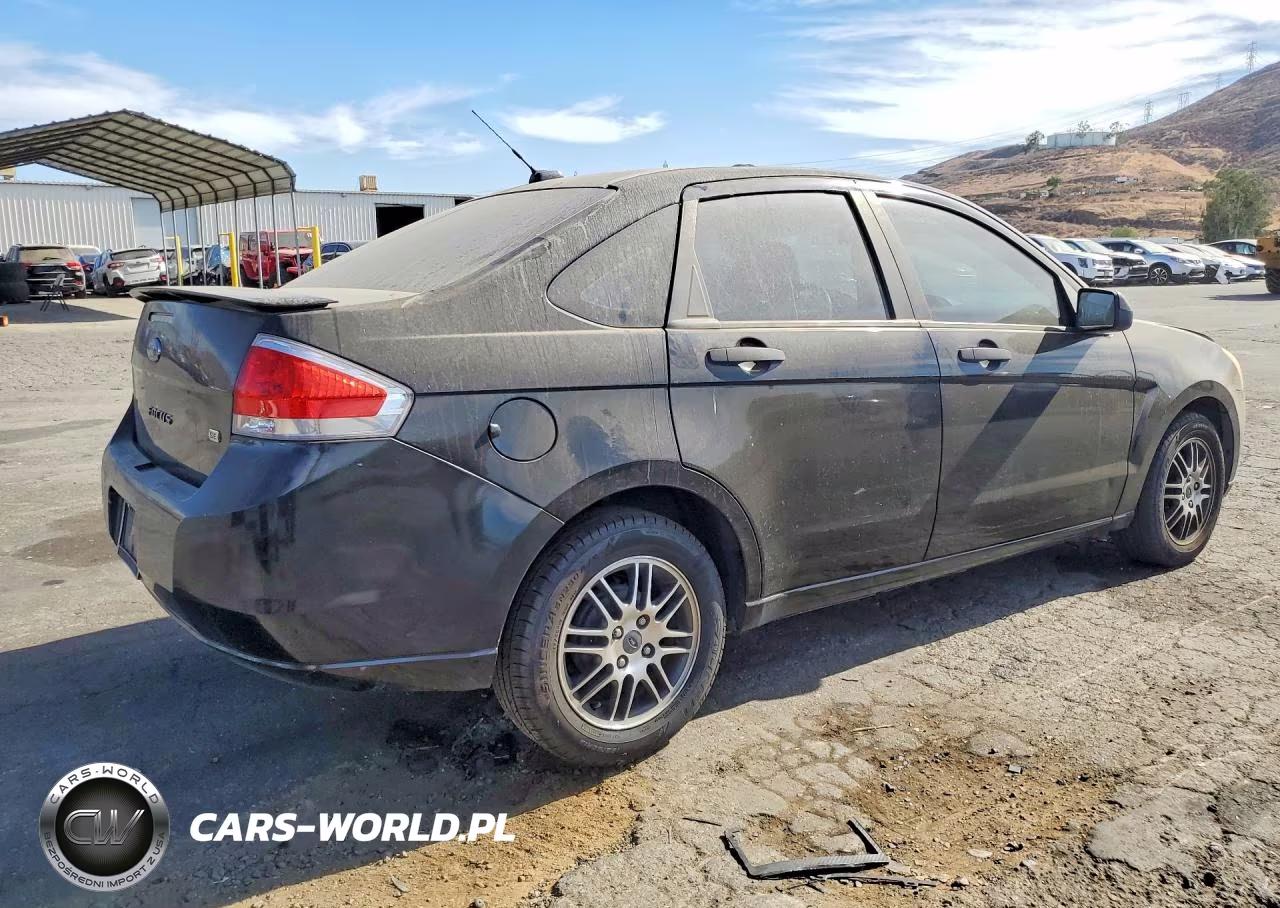 2011 Ford Focus Se VIN:1FAHP3FN9BW116726 - 3