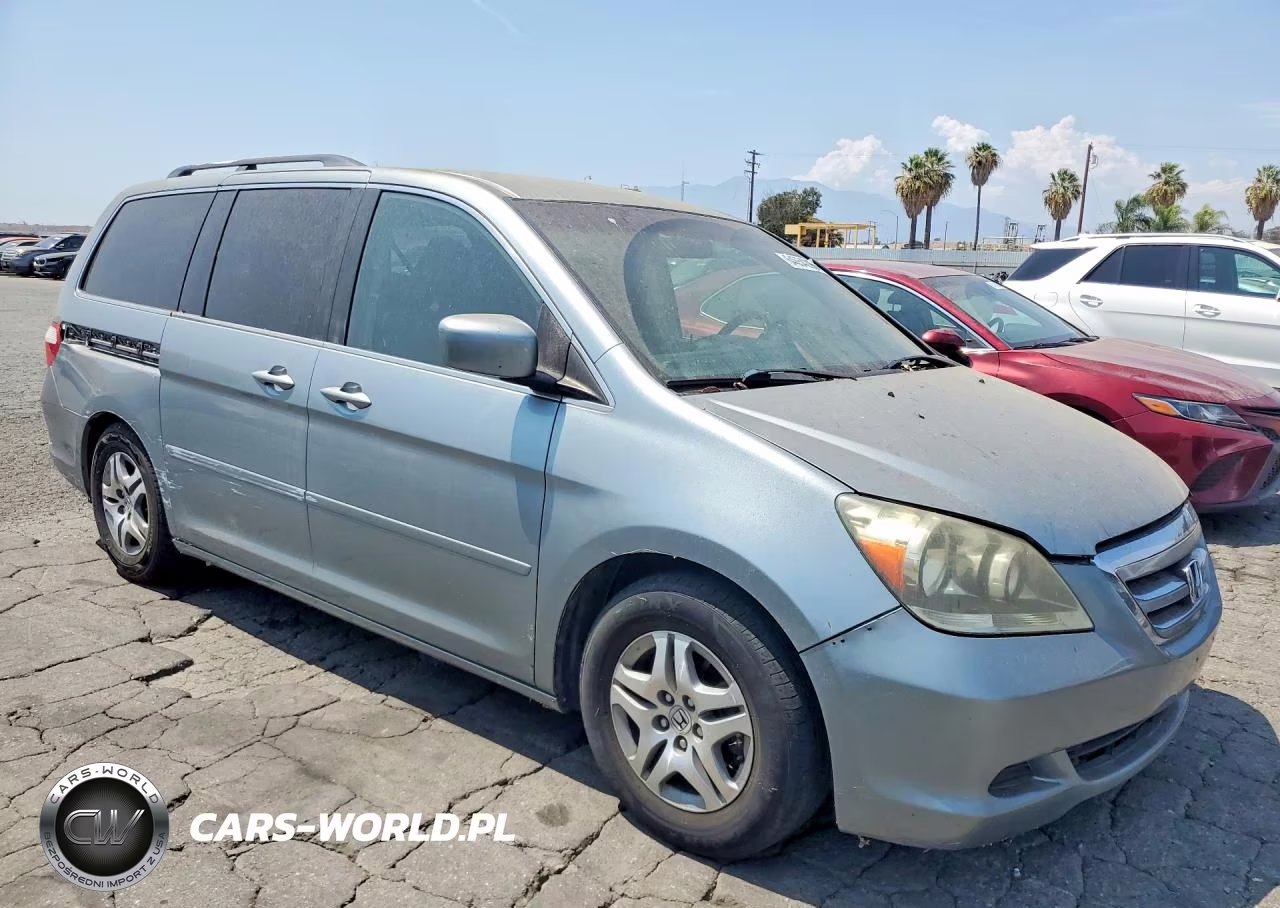 2005 Honda Odyssey Ex VIN:5FNRL38475B080736 - 4