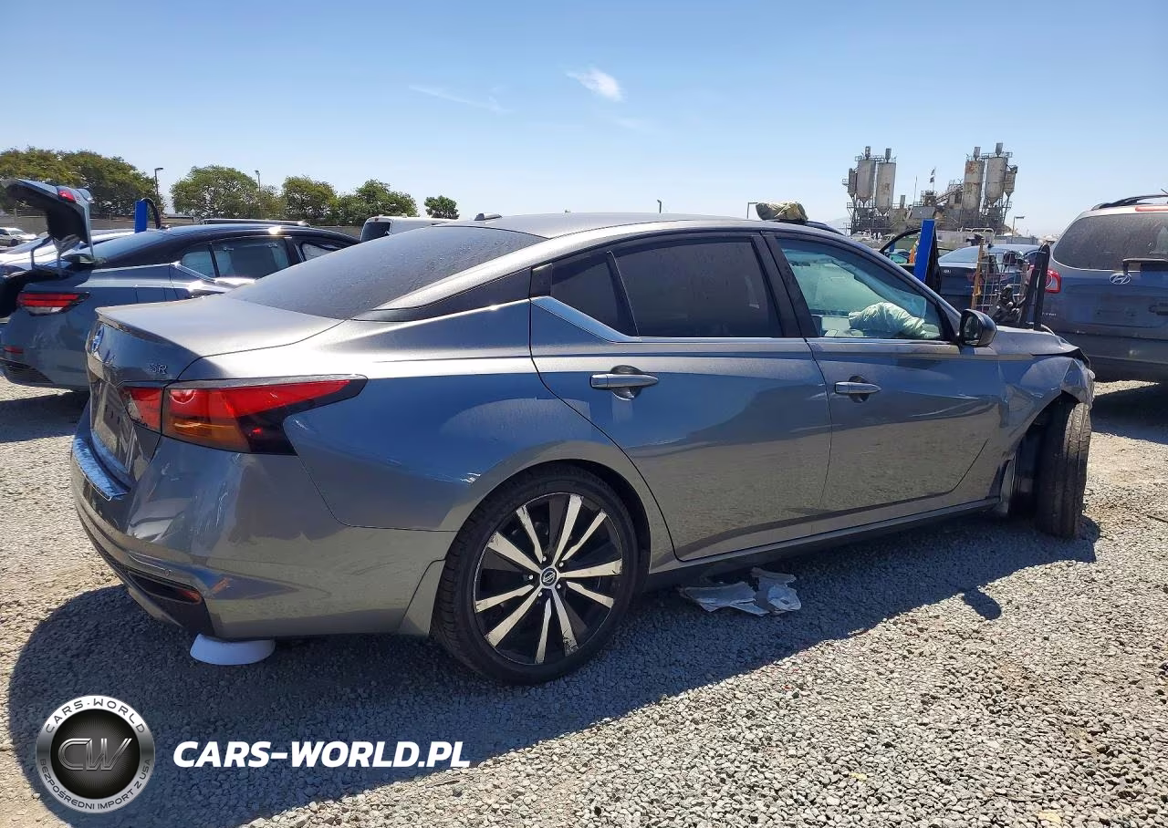 2020 Nissan Altima Sr VIN:1N4BL4CV0LC258655 - 3