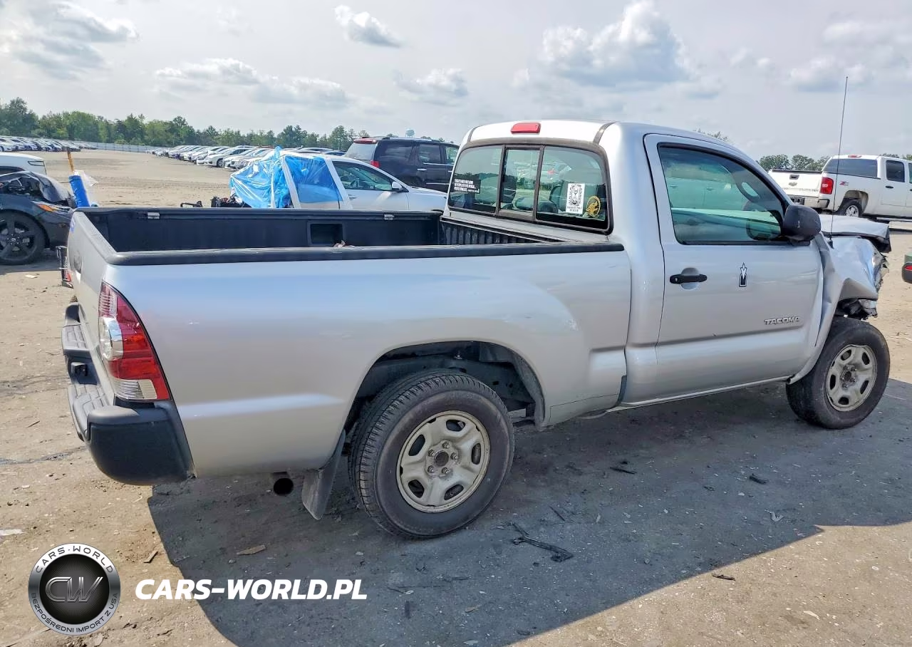 2010 Toyota Tacoma Base VIN:5TENX4CN2AZ738724 - 3
