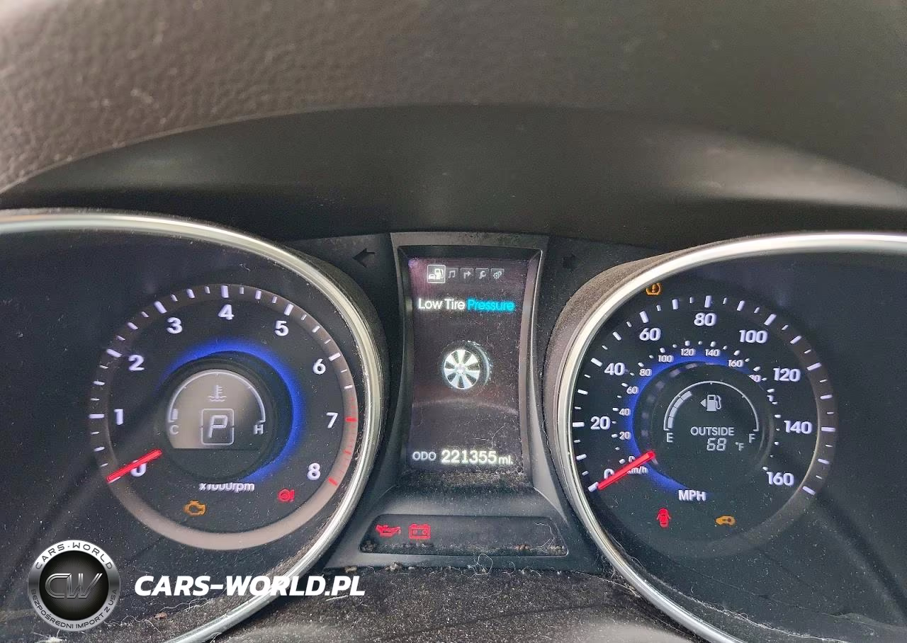 2013 Hyundai Santa Fe Sport 2.4L VIN:5XYZUDLBXDG107654 - 9