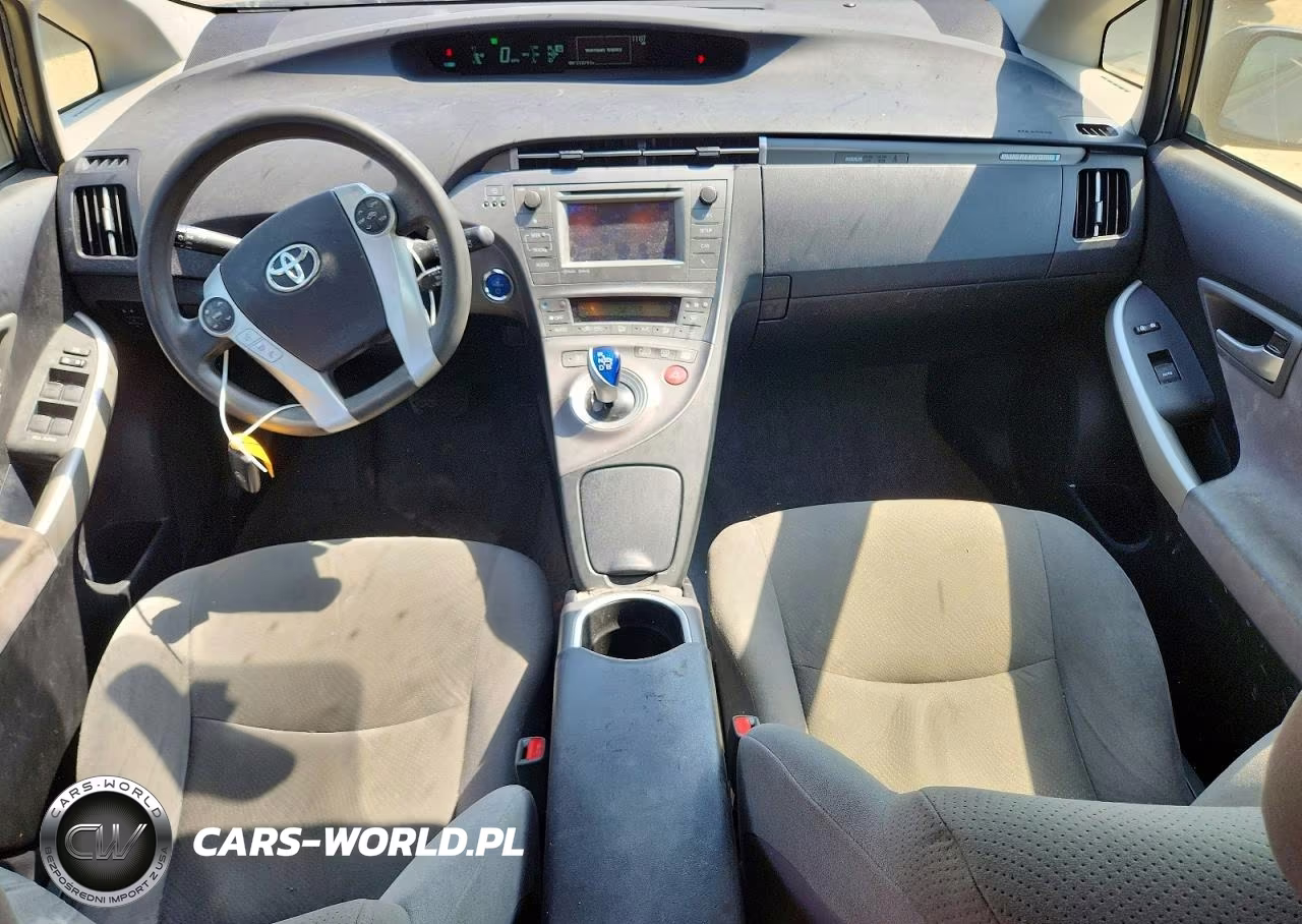 2014 Toyota Prius Plug-In Hybrid Base VIN:JTDKN3DP6E3059353 - 8