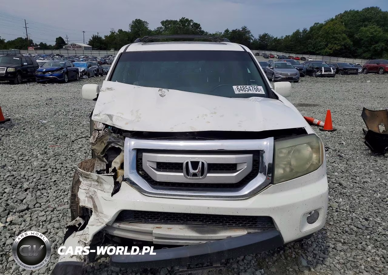 2010 Honda Pilot Touring VIN:5FNYF3H99AB002323 - 5