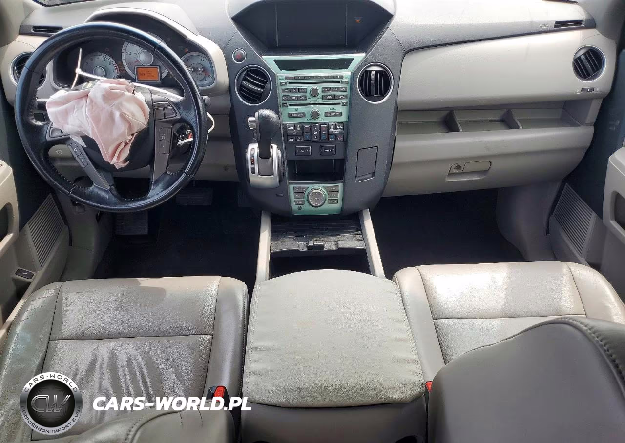 2010 Honda Pilot Touring VIN:5FNYF3H99AB002323 - 8