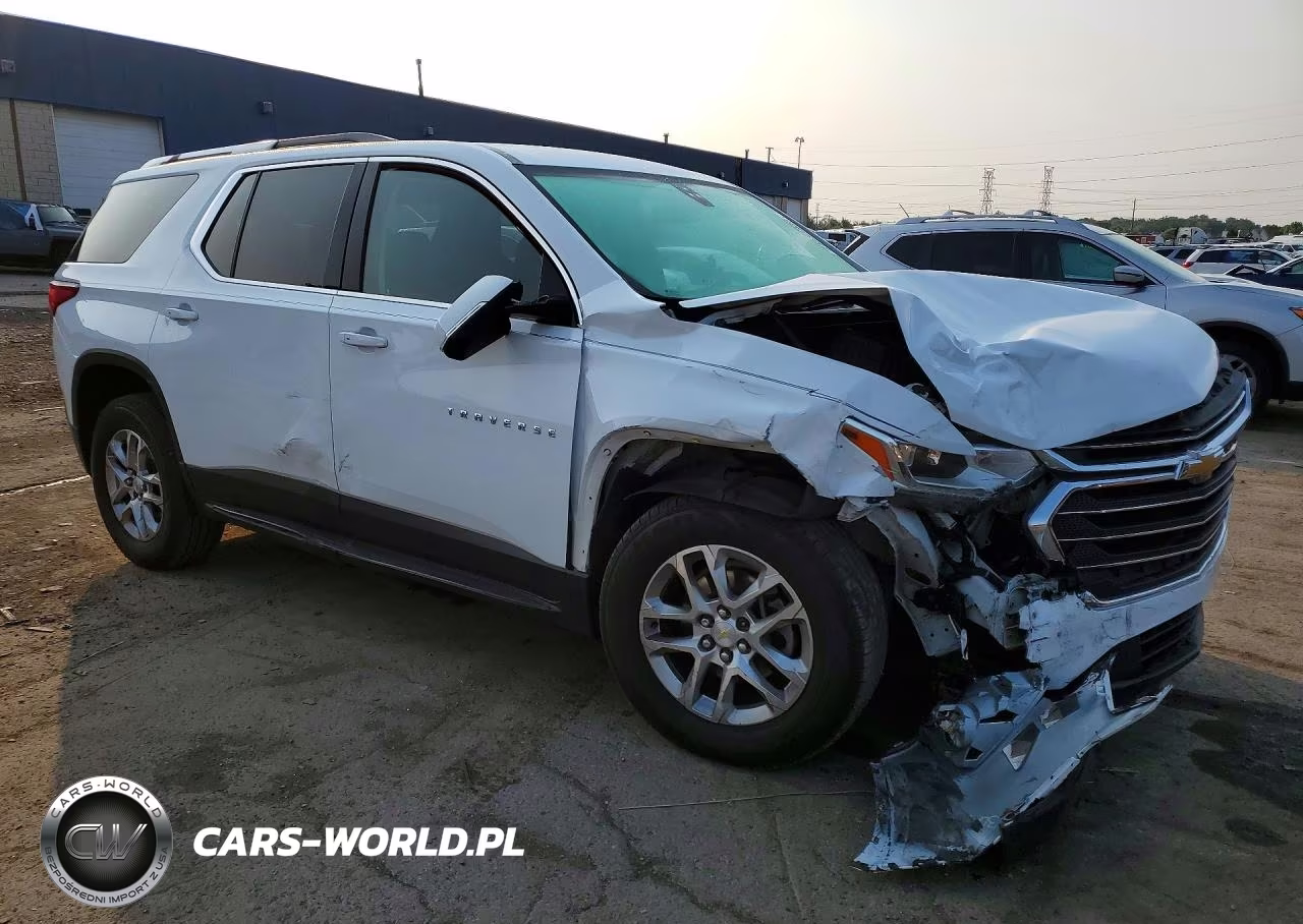 2018 Chevrolet Traverse Lt VIN:1GNERGKW2JJ201780 - 4