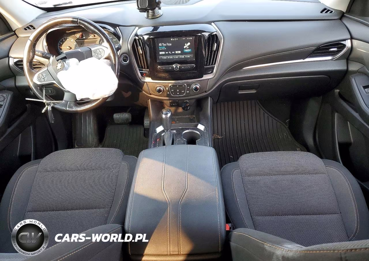 2018 Chevrolet Traverse Lt VIN:1GNERGKW2JJ201780 - 8