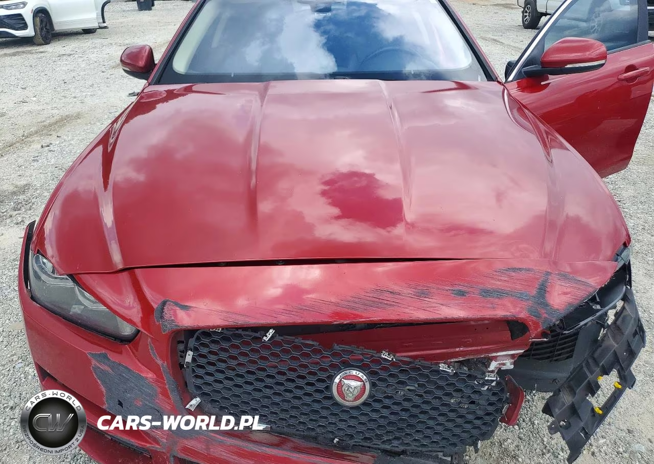 2017 Jaguar Xe Premium VIN:SAJAD4BG8HA963939 - 11