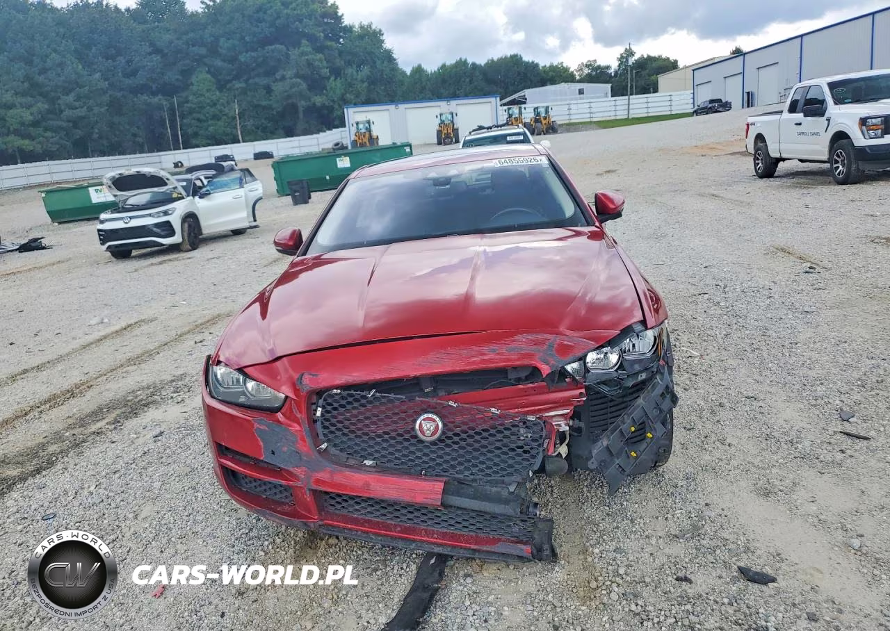 2017 Jaguar Xe Premium VIN:SAJAD4BG8HA963939 - 5