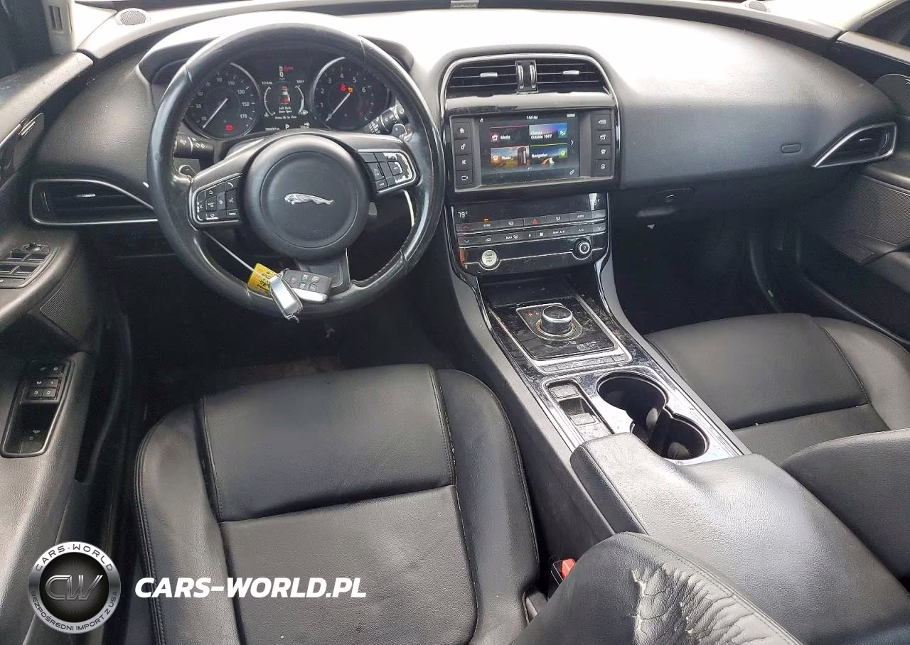 2017 Jaguar Xe Premium VIN:SAJAD4BG8HA963939 - 8