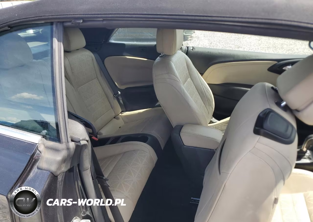 2016 Buick Cascada Premium VIN:W04WT3N5XGG036703 - 10