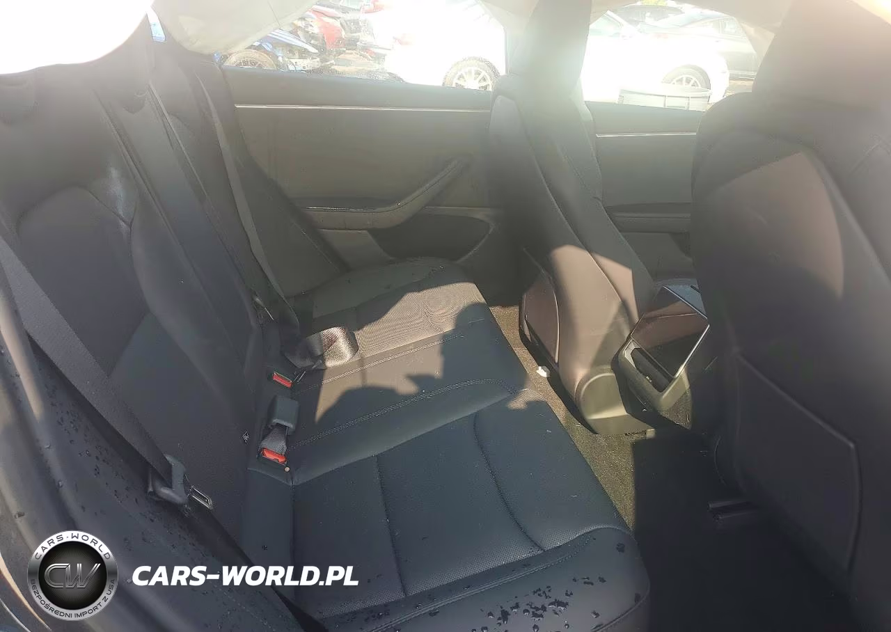 2025 Tesla Model 3 VIN:5YJ3E1EBXSF889831 - 10