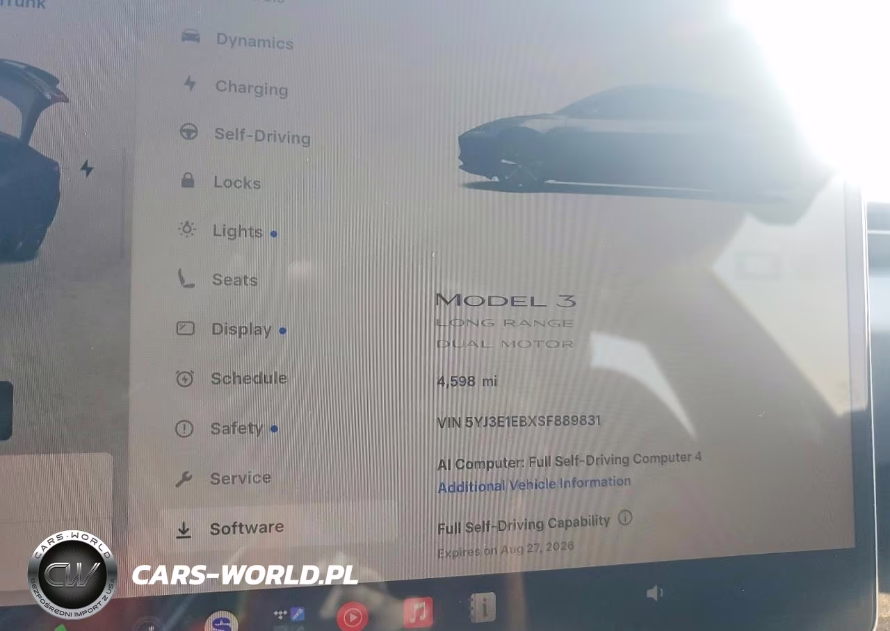 2025 Tesla Model 3 VIN:5YJ3E1EBXSF889831 - 9