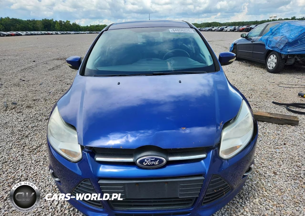 2012 Ford Focus Se VIN:1FAHP3F25CL422637 - 5