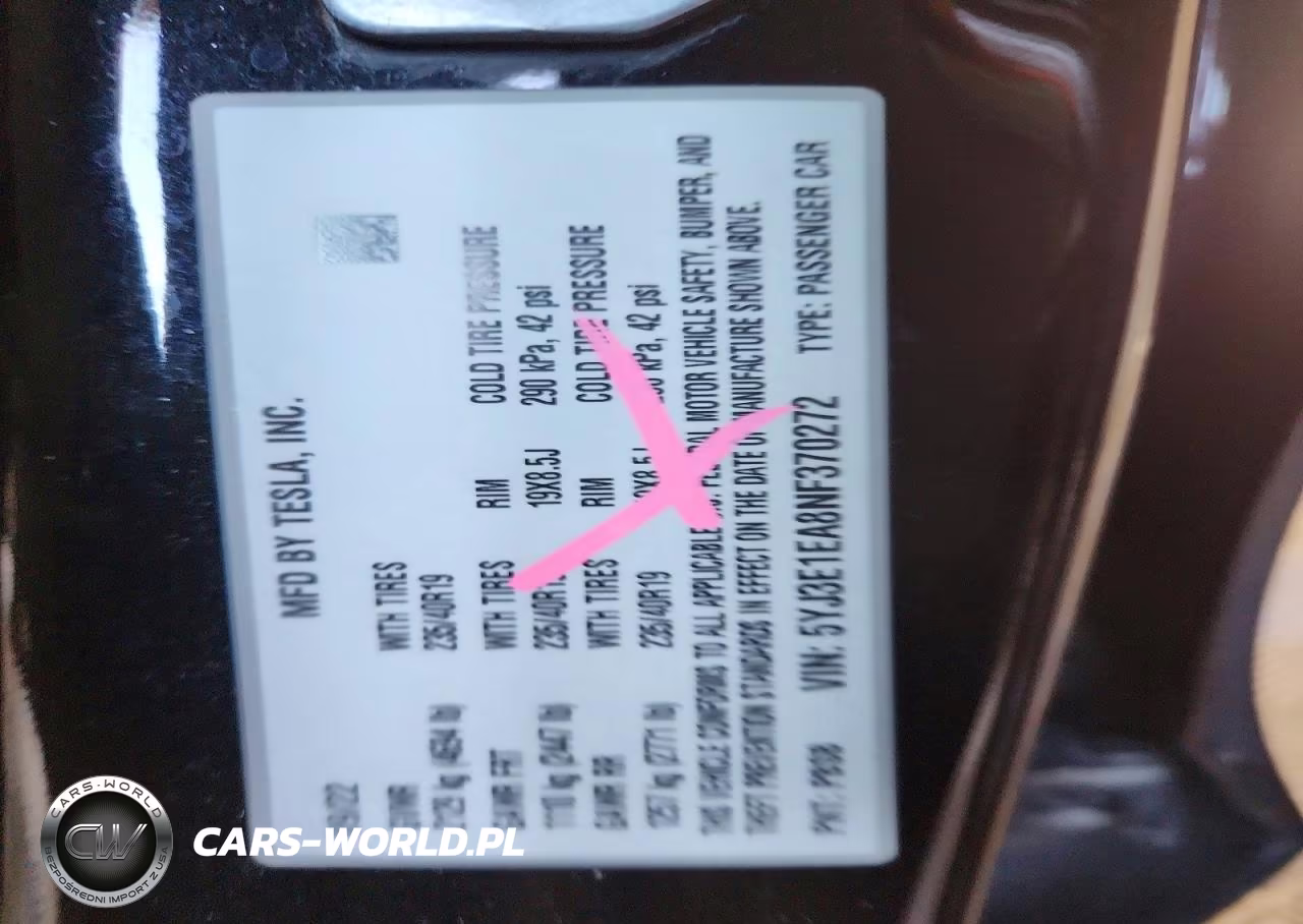 2022 Tesla Model 3 VIN:5YJ3E1EA8NF370272 - 11