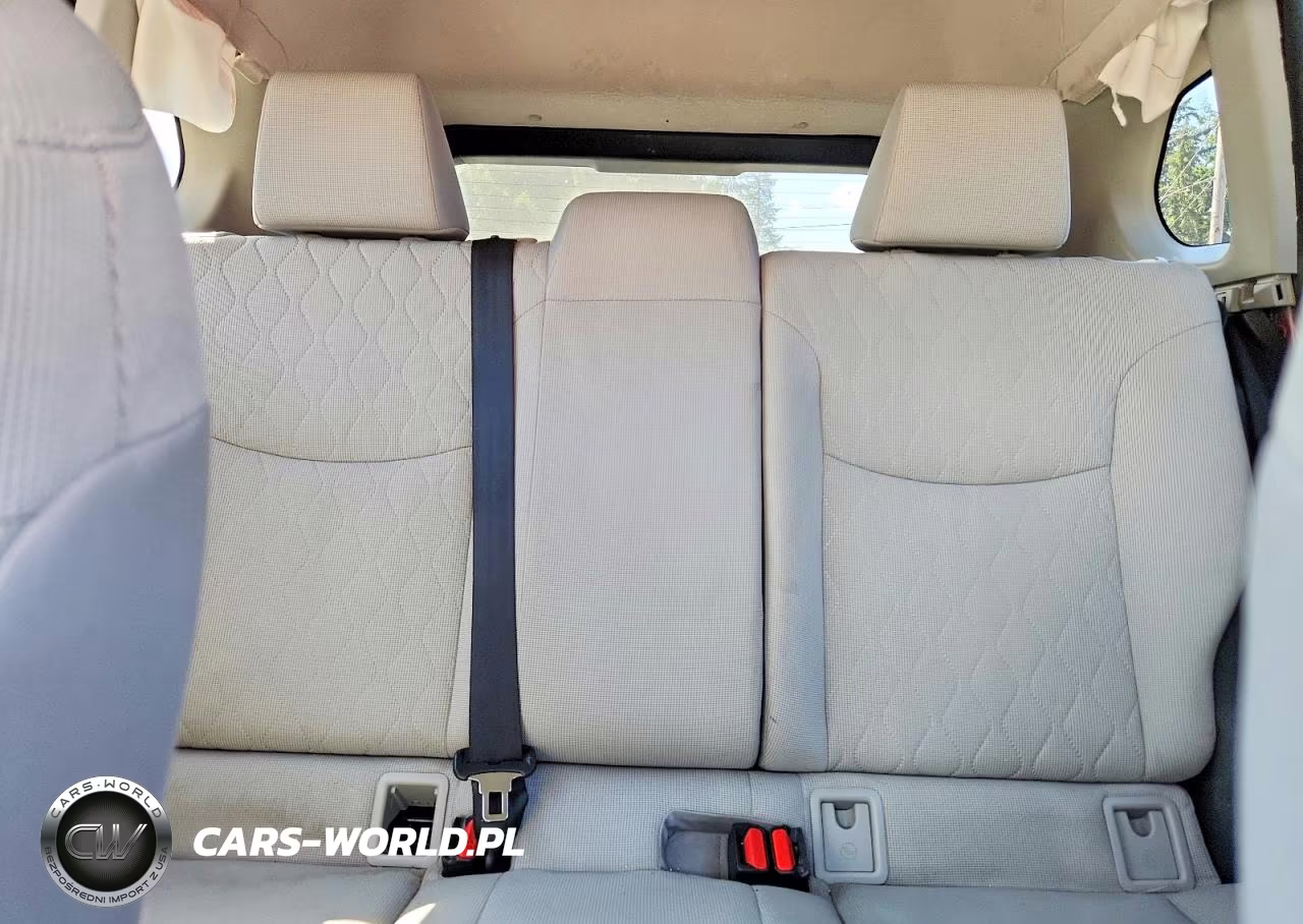 2022 Toyota Corolla Cross Le VIN:7MUCAABG3NV025821 - 10
