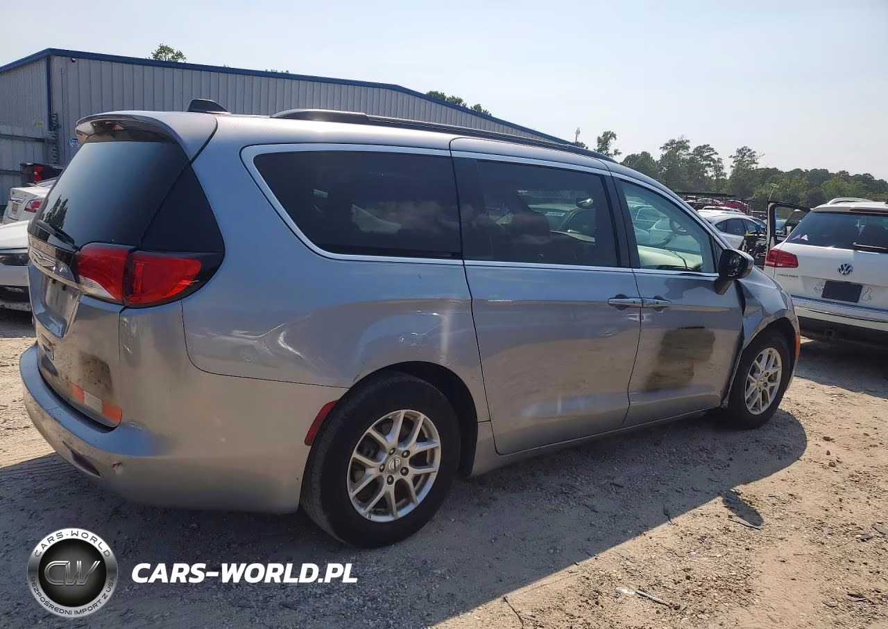 2021 Chrysler Voyager Lxi VIN:2C4RC1DG7MR541442 - 3