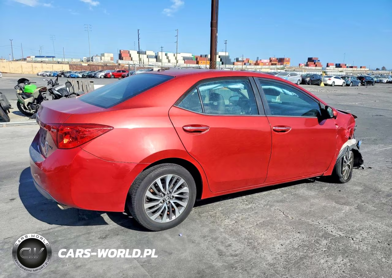 2019 Toyota Corolla Xle VIN:5YFBURHE1KP928314 - 3