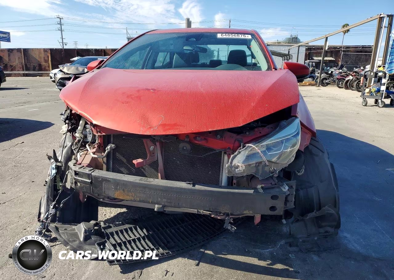 2019 Toyota Corolla Xle VIN:5YFBURHE1KP928314 - 5