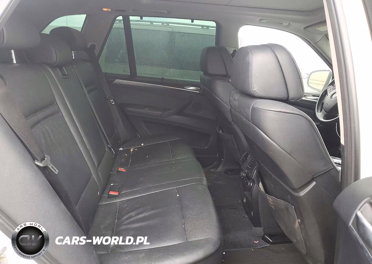 2011 BMW X5 xDrive35I VIN:5UXZV4C56BL415864 - 11