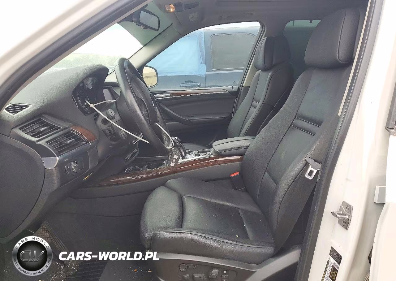 2011 BMW X5 xDrive35I VIN:5UXZV4C56BL415864 - 7