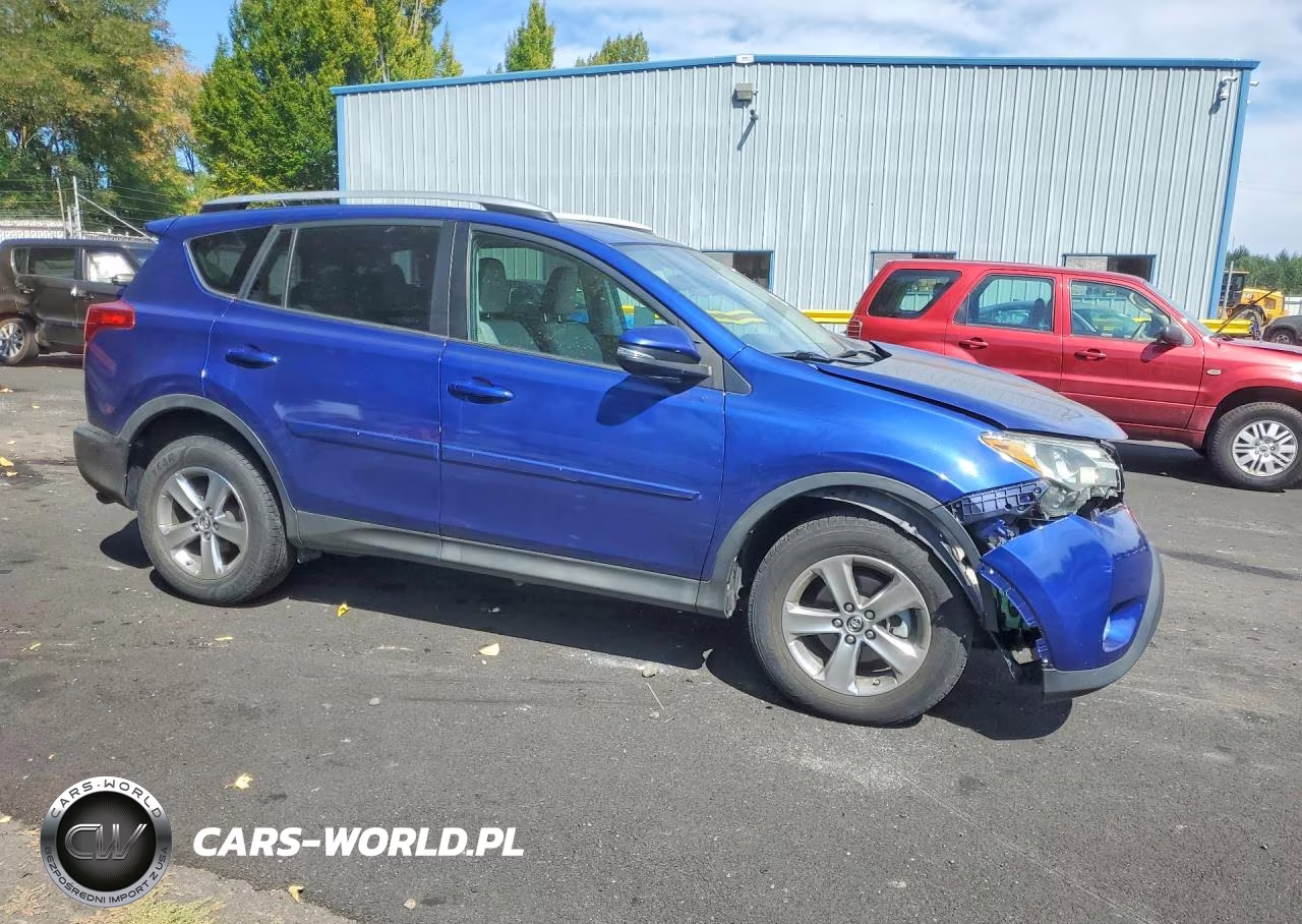 2015 Toyota Rav4 Xle VIN:2T3RFREV5FW248697 - 4