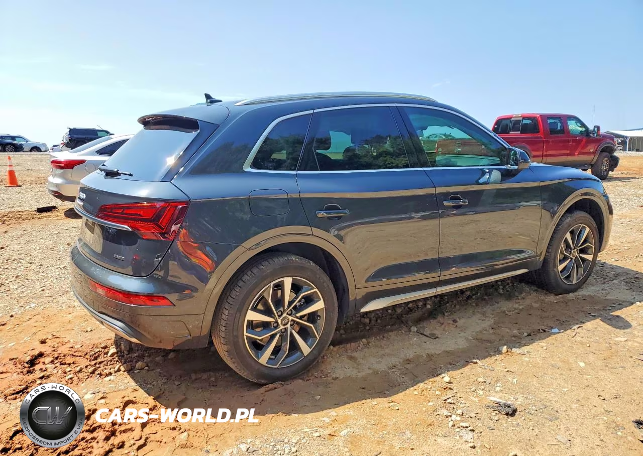 2021 Audi Q5 Premium Plus VIN:WA1BAAFY7M2136462 - 3