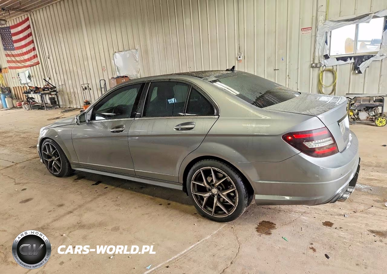 2013 Mercedes-Benz C 300 4Matic VIN:WDDGF8AB0DR270655 - 2